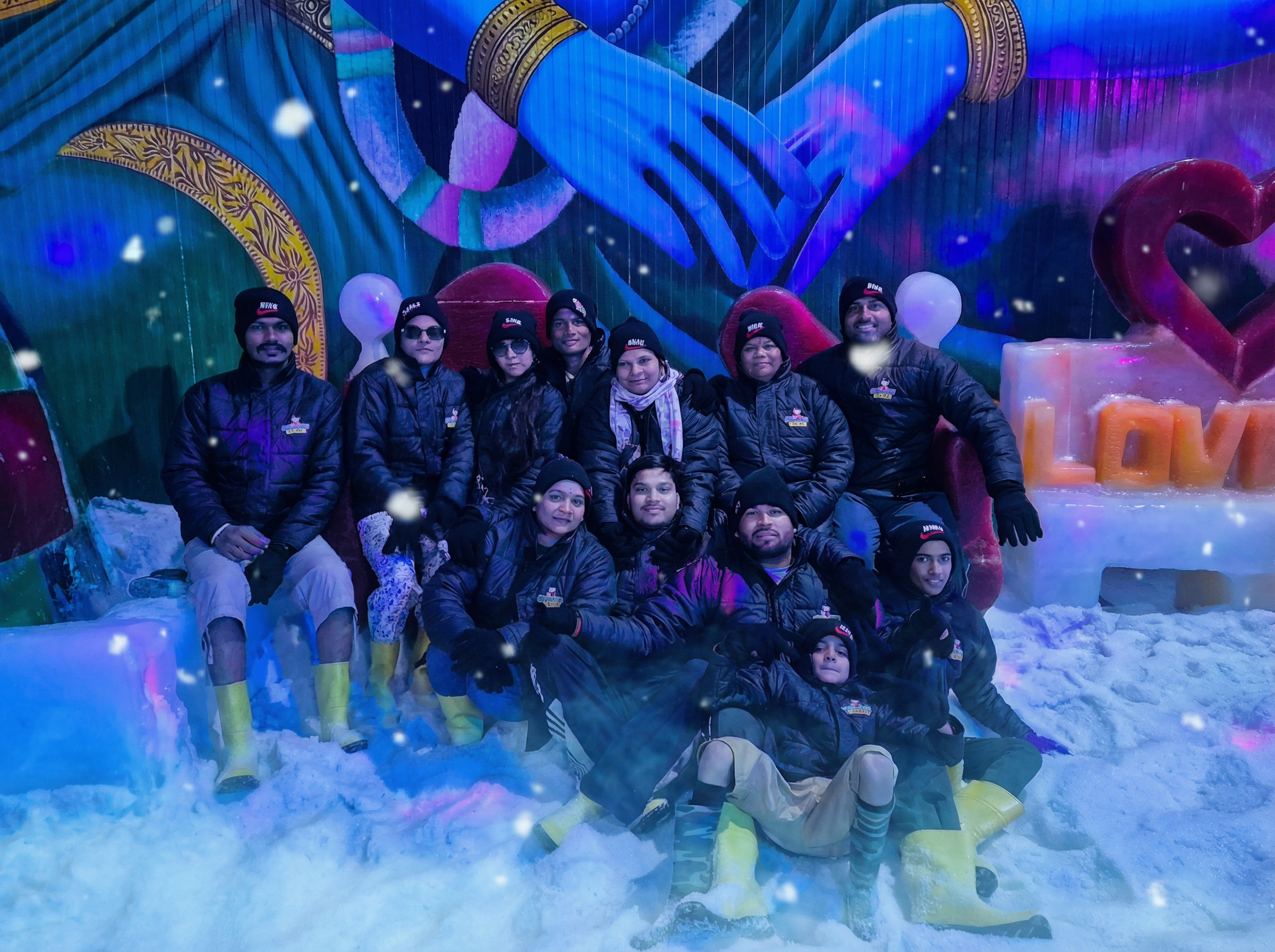 Enjoy the day in Snow Park Dwarka